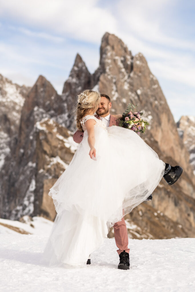 Elope in the dolomites