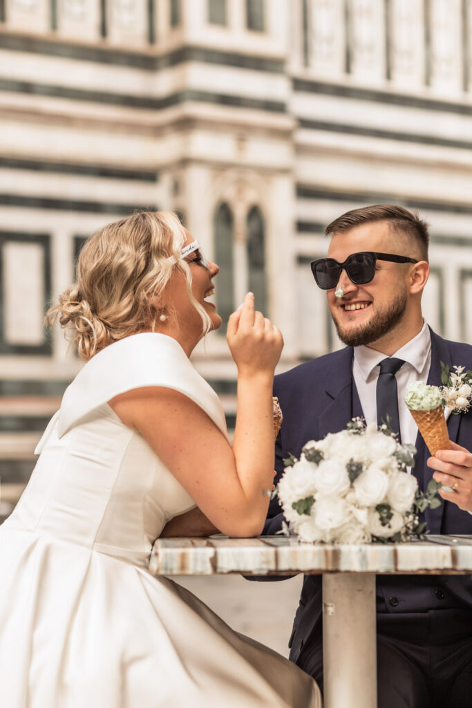 Italy elopement photographer capturing a couple eloping in Florence at sunrise.