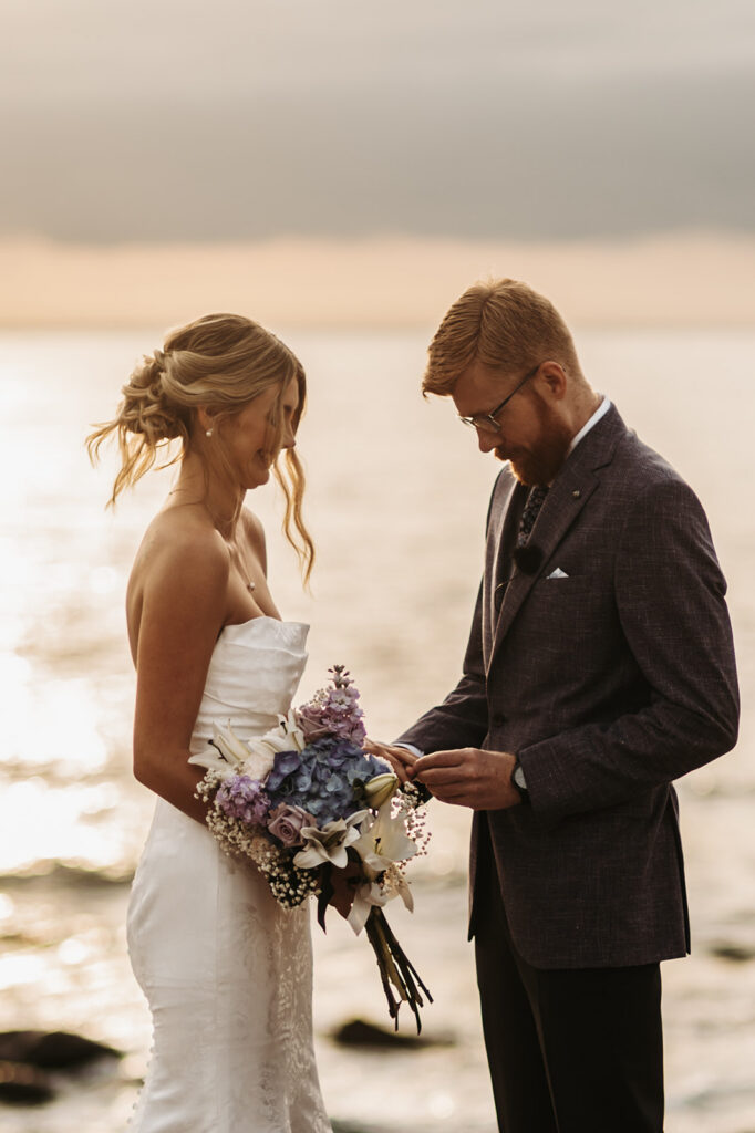 sardinia elopement ceremony on a small cliff overlooking the sea